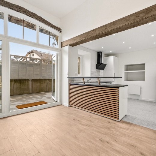 💚 BELLE OPPORTUNITÉ 🥰

Superbe bien rénové avec soins à saisir au centre de Commugny. 

Prenons le temps de nous rencontrer. Tout simplement. 🤗

#proximmo #immobilier #vente #realestate #icionvend