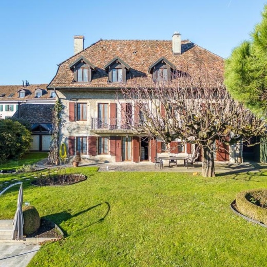 😍 COUP DE CŒUR AUX PORTES DE MORGES 🔑🍀

Superbe bâtisse d’époque érigée au sein d’une magnifique parcelle à 12 min de Morges. 

Une visite s’impose ! 😉

Prenons le temps de nous rencontrer. Tout simplement. 🤗

#proximmo #immobilier #vente #realestate #icionvend