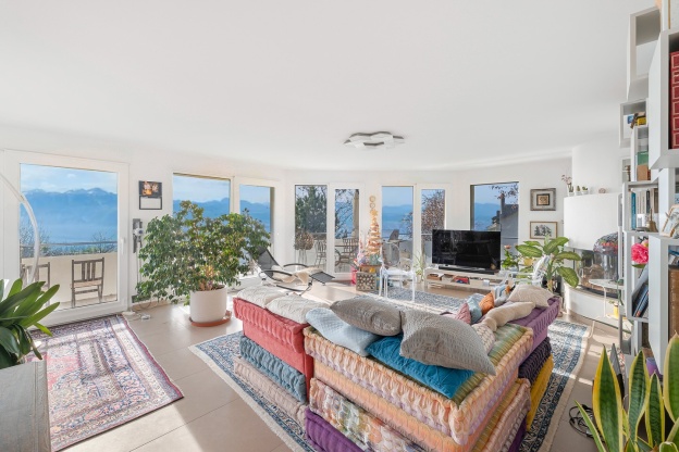 🤗✨ VUE LAC DANS UN CADRE VERDOYANT 💚🔑

En exclusivité à Belmont : Spacieux appartement offrant une belle vue dégagée sur les Alpes et le lac Léman ! 😉

Prenons le temps de nous rencontrer.
Tout simplement. 😉

#proximmo #proximmoagenceimmobilière #vente #immobilier #icionvend