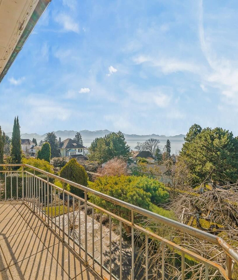🤩 ÉLÉGANCE INTEMPORELLE ET ART DE VIVRE À LAUSANNE 💚✨

Une visite s’impose. 😉

Prenons le temps de nous rencontrer. 
Tout simplement. 

#immobilier #proximmo #proximmoagenceimmobiliere #vente #icionvend