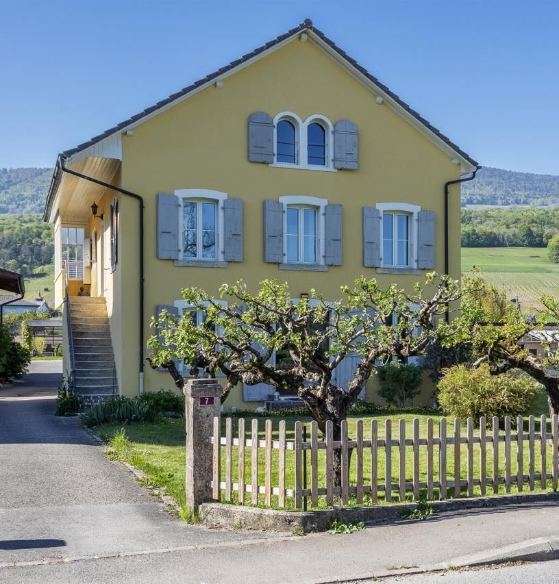 🏡 PROPRIÉTÉ DE CARACTÈRE SITUÉE À CHAMPAGNE 😍💚

Une visite s’impose. 😉

Prenons le temps de nous rencontrer. 
Tout simplement. 

#immobilier #proximmo #proximmoagenceimmobiliere #vente #icionvend