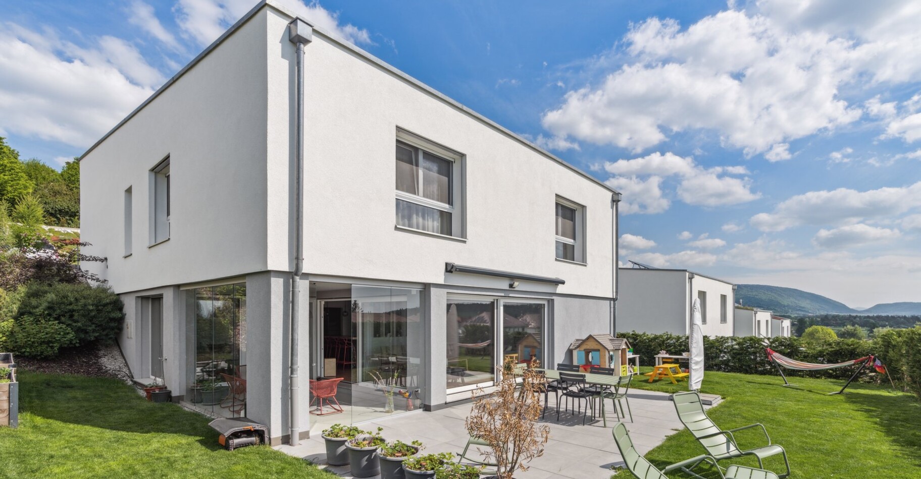 OBJET COUP DE COEUR ! SUPERBE MAISON INDIVIDUELLE AVEC GRAND JARDIN