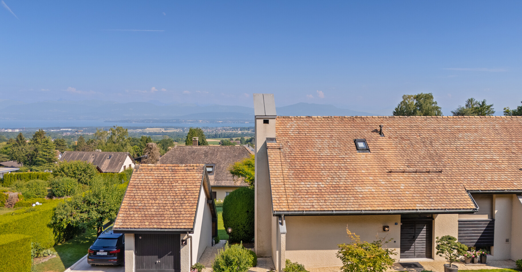 Vue spectaculaire et confort moderne à Genolier
