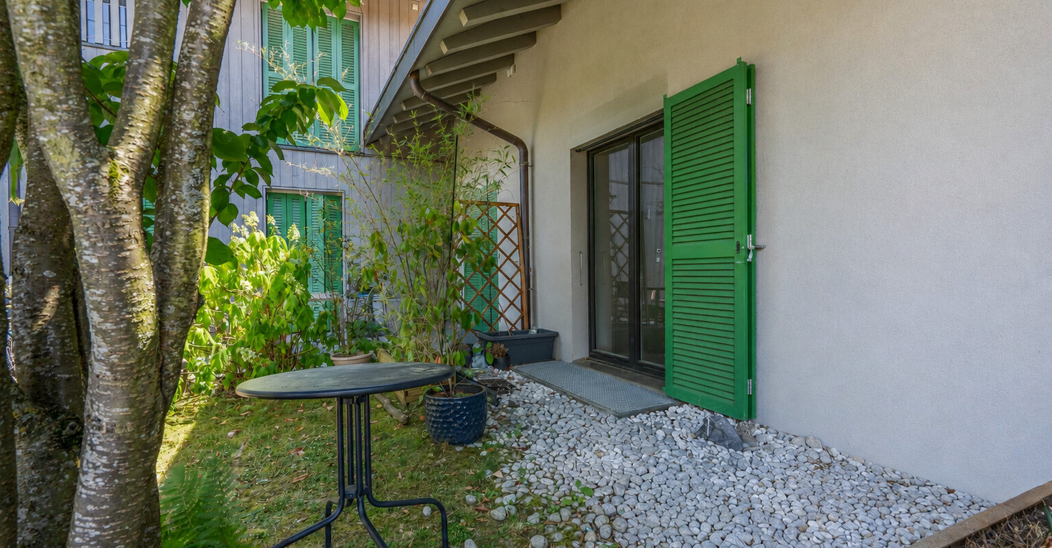Entre ville et nature, un triplex familial d'exception au Mont-sur-Lausanne