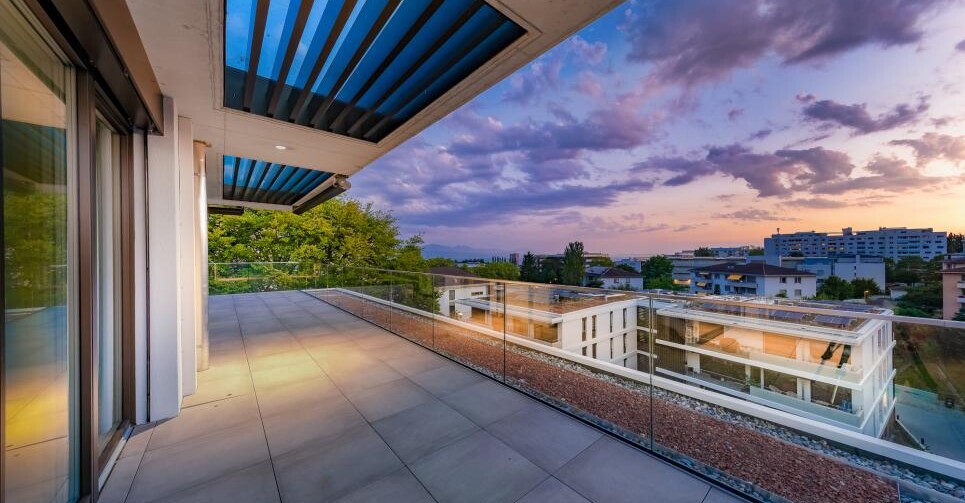 EXCLUSIF - ATTIQUE NEUF AU COEUR DE PRILLY