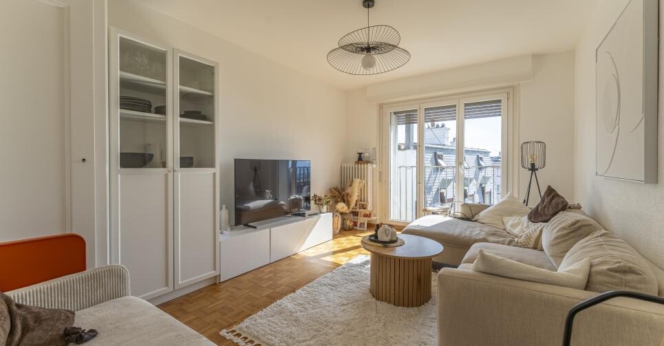 EMPLACEMENT RARE, À DEUX PAS DU CENTRE-VILLE !