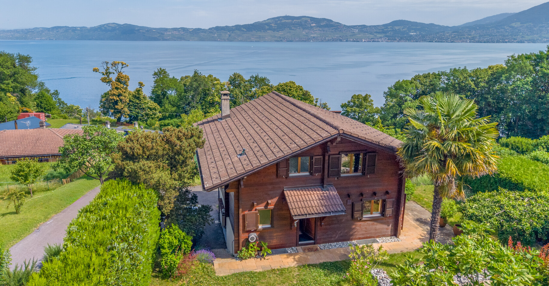 UN PANORAMA D'EXCEPTION SUR LE LÉMAN 