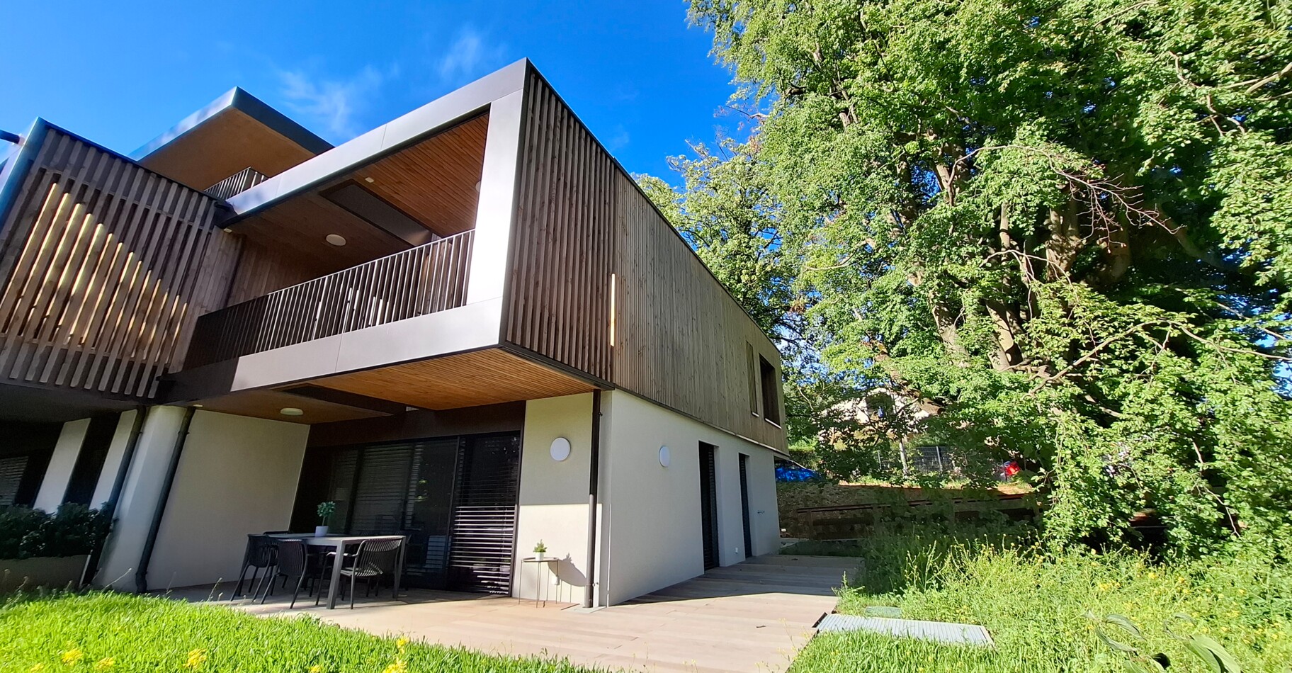 L'impossible rendu possible ! Duplex neufs dans une oasis de verdure à deux pas du M2
