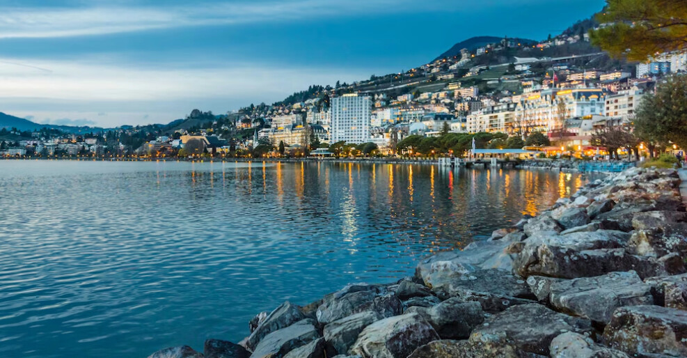 Exclusivité PROXIMMO ! Votre superbe 3.5 pièces refait à neuf, sur la Riviera.