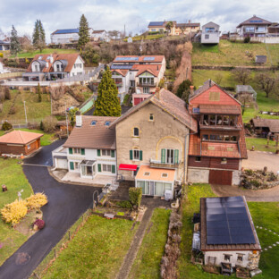 MAISON D'HABITATION AVEC POTENTIEL CONSTRUCTIBLE A CHAVORNAY