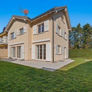EXCLUSIVITÉ | LA VILLA FAMILIALE QUE LE MARCHÉ N'A PLUS