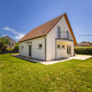 Villa individuelle Minergie 5.5 pièces à Bavois avec jardin, terrasse et garage double