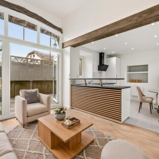 DUPLEX DE CHARME ENTIÈREMENT RÉNOVÉ