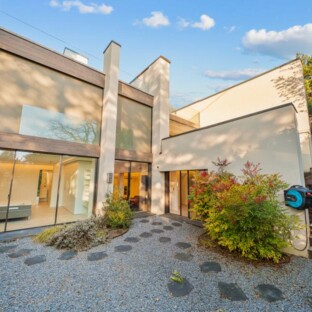 Superbe maison de ville avec jardin et piscine au coeur de Chailly