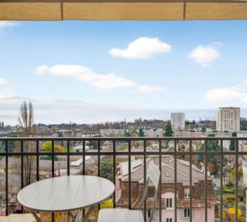 ATTIQUE AVEC VUE PANORAMIQUE - SOUS GARE