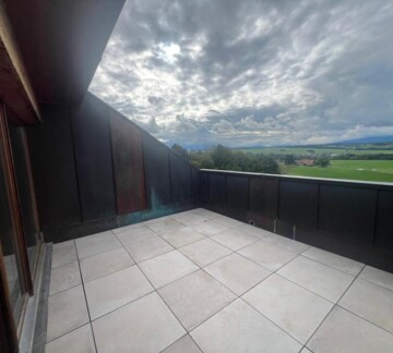 Lumineux appartement de 6,5 proche de la nature