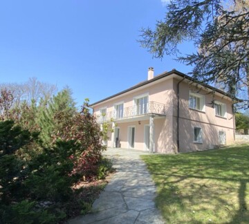 MAGNIFIQUE PROPRIETE PROCHE DE LAUSANNE