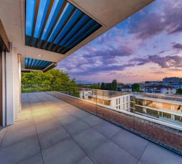 EXCLUSIF - ATTIQUE NEUF AU COEUR DE PRILLY