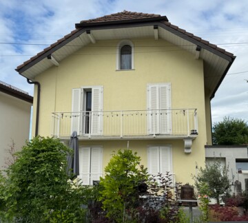 VILLA LOCATIVE IDÉALEMENT SITUÉE À 5 MINUTES DE LAUSANNE (CRISSIER) !