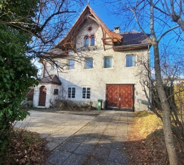 BEAUX VOLUMES ET ACCÈS PRATIQUES