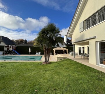 MAGNIFIQUE VILLA AU CALME PROCHE DU LAC