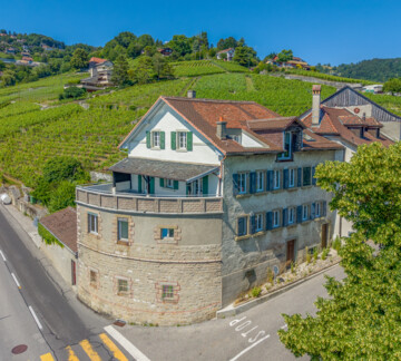 Ensemble historique à réinventer au cœur du Lavaux