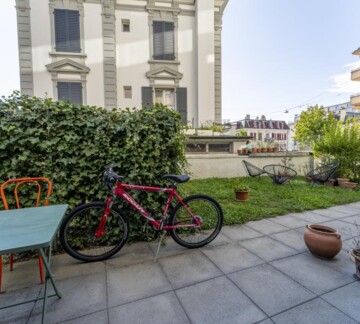 EMPLACEMENT RARE, À DEUX PAS DU CENTRE-VILLE !