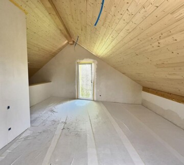 NOUVELLE VILLA SPACIEUSE EN CONSTRUCTION