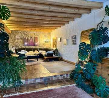 Superbe demeure plurifamiliale comprenant trois appartements