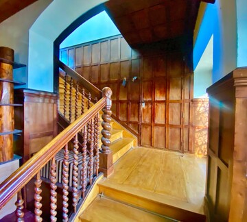 BEAUX VOLUMES ET ACCÈS PRATIQUES