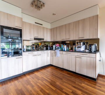 COUP DE COEUR ! MODERNE AVEC GRAND JARDIN !