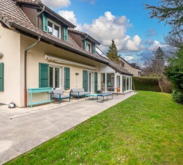 SUPERBE VILLA AU CALME