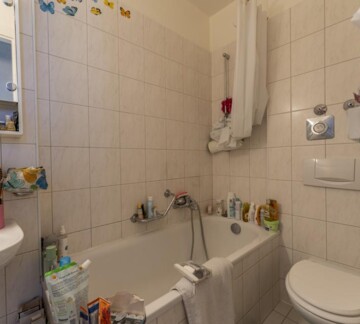 EMPLACEMENT RARE, À DEUX PAS DU CENTRE-VILLE !