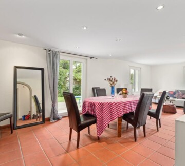 SUPERBE VILLA AU CALME