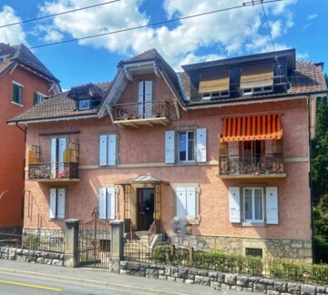 À SAISIR ! BEL IMMEUBLE LOCATIF PROCHE DE NEUCHÂTEL