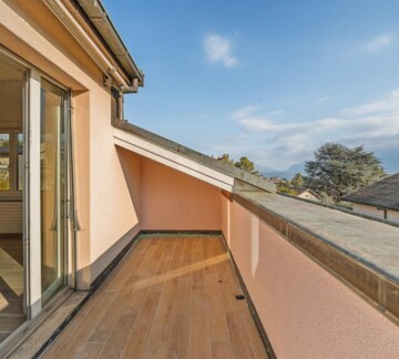 RARE SUR LE MARCHÉ - ATTIQUE RENOVÉ