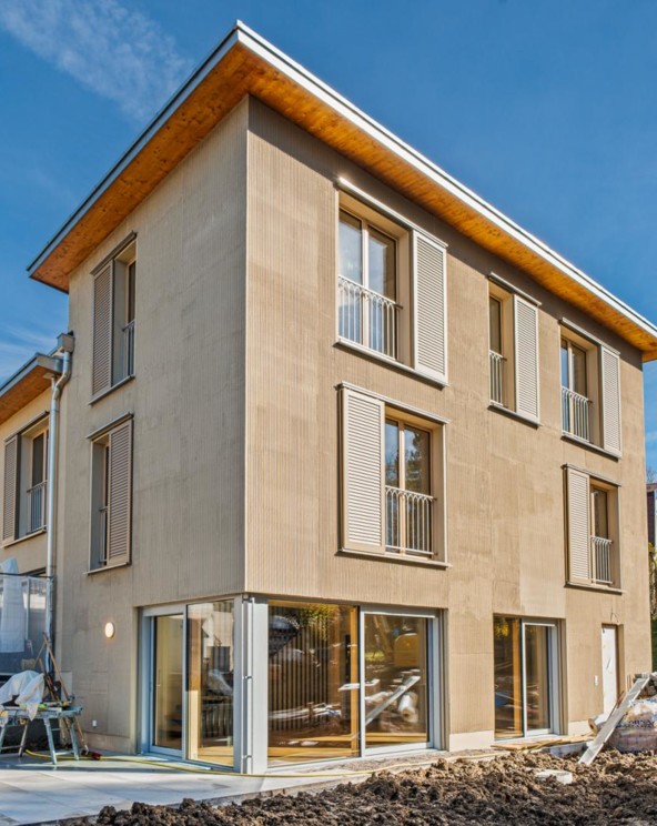 SUPERBE PROJET DE SIX VILLAS MITOYENNES