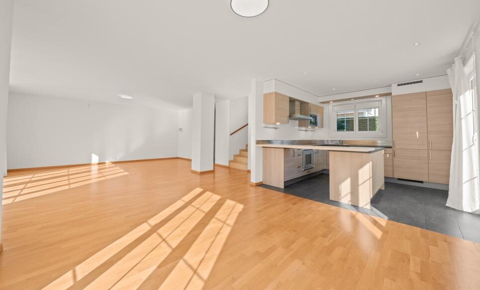 GRANDE VILLA FAMILIALE EN TERRE SAINTE