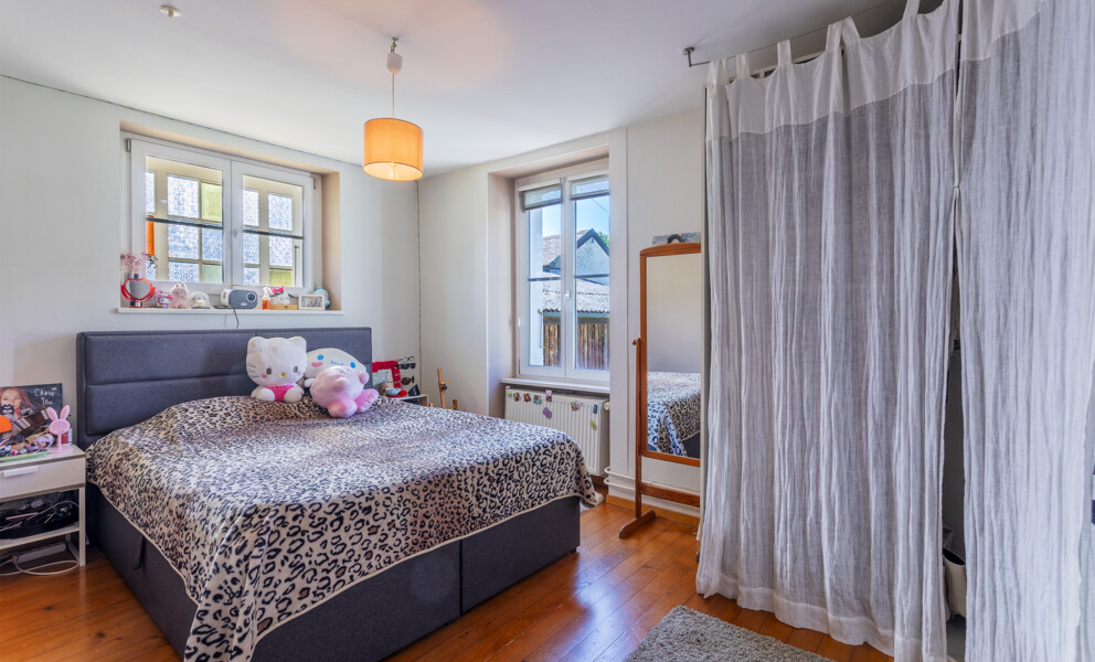 Maison d'habitation (ou locative) parfaitement située à Champagne !