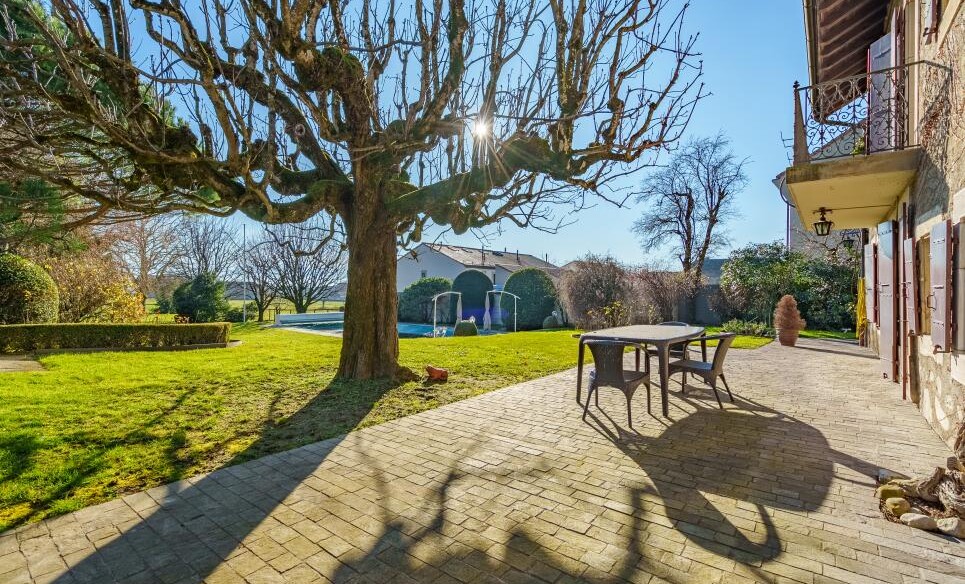 OPPORTUNITÉ RARE DE VIVRE DANS UN CADRE ENCHANTEUR