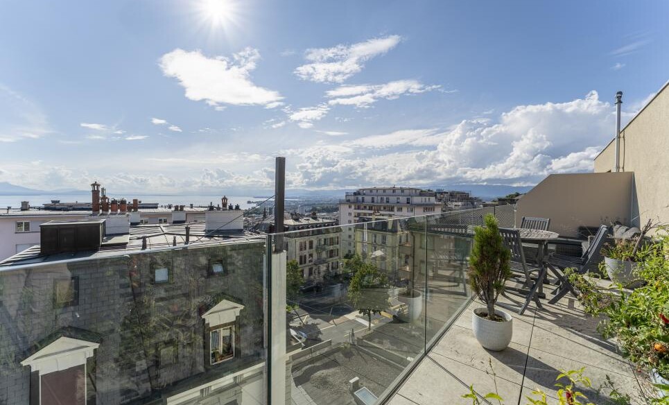 EMPLACEMENT RARE, À DEUX PAS DU CENTRE-VILLE !