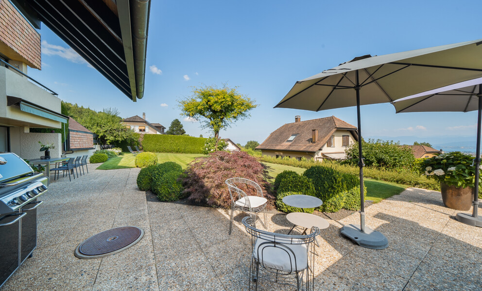 Vue spectaculaire et confort moderne à Genolier