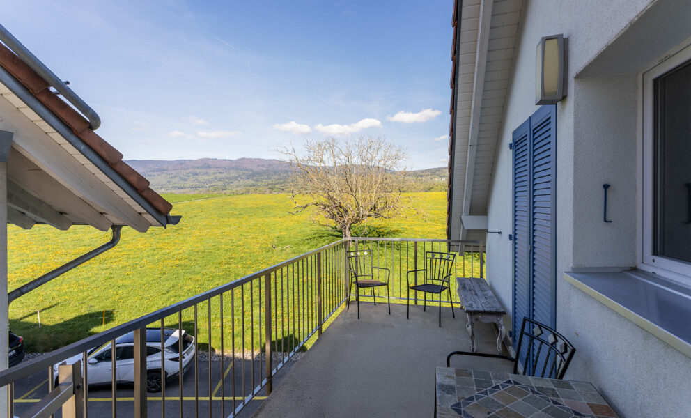 Cuarnens – Attique 5.5 pièces avec mezzanine, env. 200 m² utiles, un cadre idéal pour votre famille