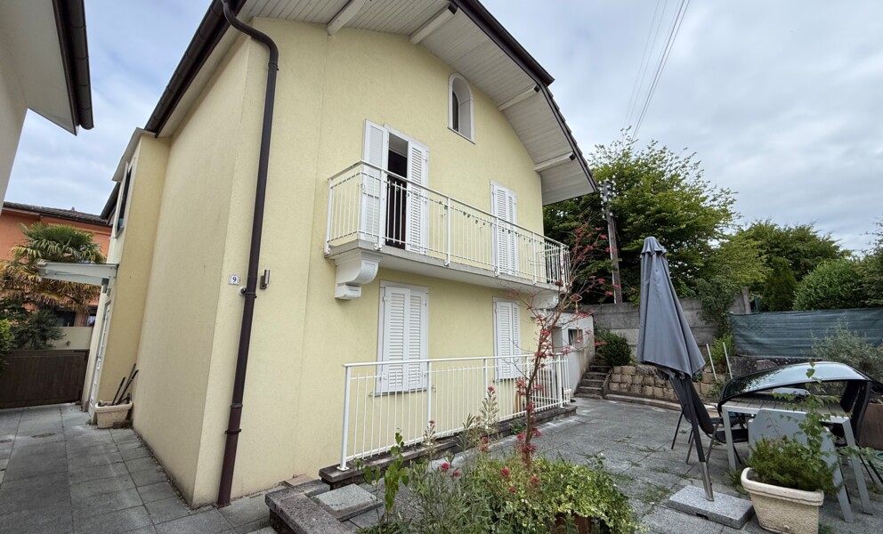 VILLA LOCATIVE IDÉALEMENT SITUÉE À 5 MINUTES DE LAUSANNE (CRISSIER) !