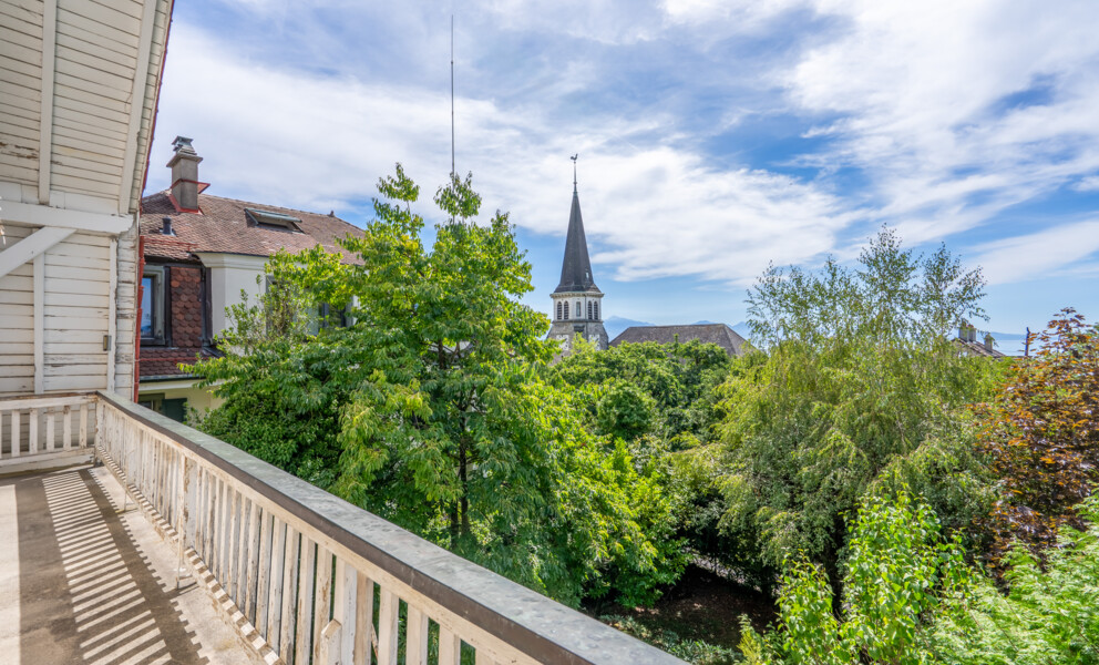 EXCLUSIF À LAUSANNE — MAISON 6PCES, VUE LAC & JARDIN