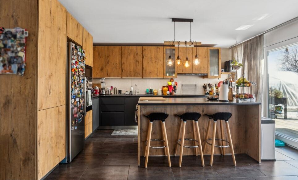 RARE ! GRANDE MAISON DE 2 LOGEMENTS