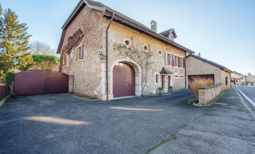 OPPORTUNITÉ RARE DE VIVRE DANS UN CADRE ENCHANTEUR