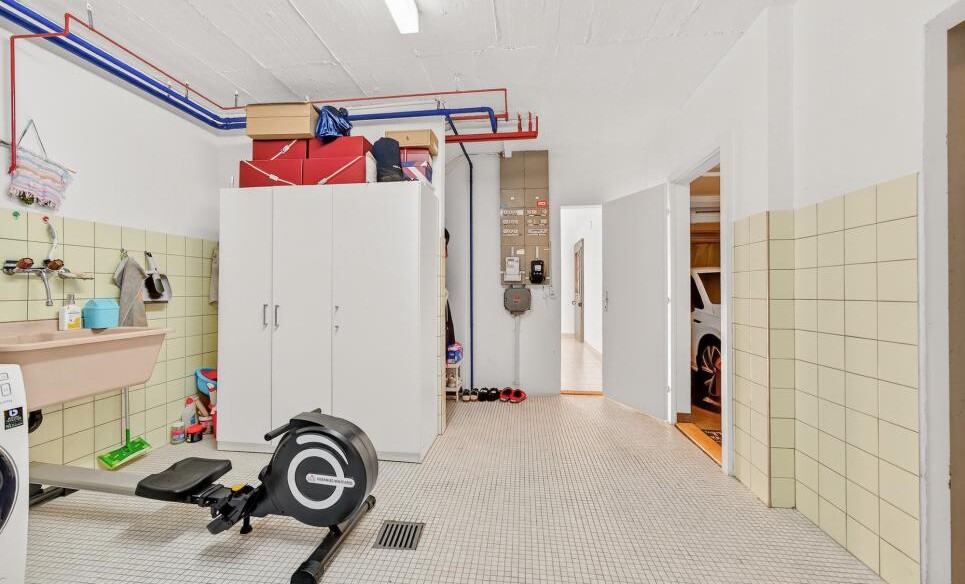 ENPLACEMENT EXCEPTIONNEL