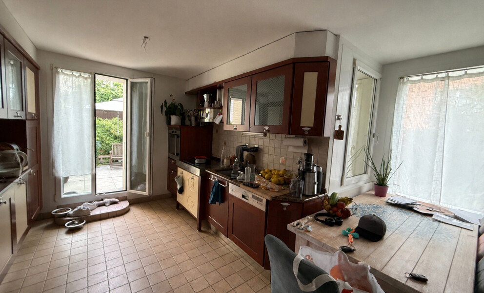 VILLA LOCATIVE IDÉALEMENT SITUÉE À 5 MINUTES DE LAUSANNE (CRISSIER) !