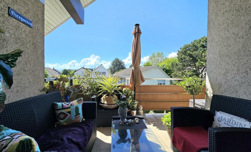 Attique au centre de St-Prex